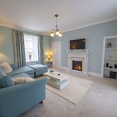 Short Walk to the Beach - 2 Guests - Free Parking