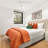 Hall St Apartments by Urban Rest