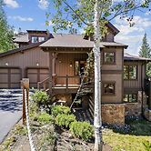 Spacious, Pet-friendly 4 Bedroom Vacation Rental in Breckenridge