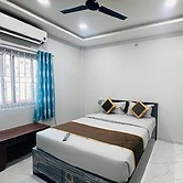 Fabhotel Bluemoon Residency