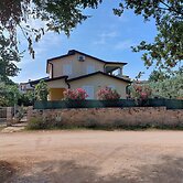 Holiday House with Pool Villa Seabird