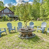 Hot Tub + Game Room: Peaceful Wardensville Cabin