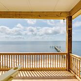 Florida Gulf Coast Getaway w/ Dock & Beach Views