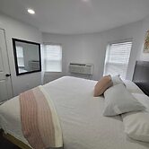 West Philadelphia Modern Hotel & Suites