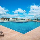 2 BR Condo - Rooftop Pool At Ipanema 504