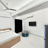 350sqft 4 Apartment with Pool and Sauna