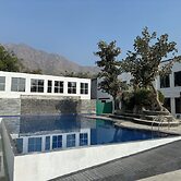 Valencia Club Abu - Resort In Abu