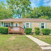 3 Mi to Historic Dtwn: Hopewell Home w/ Yard