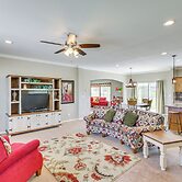 10 Mi to Aztec Ruins: Family Home w/ Large Yard!