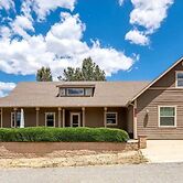 Bright Family Getaway Mountain Views Outdoor Living