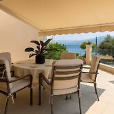 La Casa Rosa Seaside Getaway