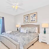 Upstay Modern 3BR Getaway w Pool and Hot Tub