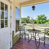 6 Mi to Topsey Exotic Ranch: Retreat on 12 Acres!