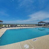 Walk to Beach & Marsh: Condo in Murrells Inlet