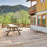 Rustic Ketchikan Escape Wildlife & Water Views