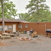 Greers Ferry Lake Escape: Cabin w/ Pool Access
