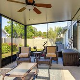 10 Mi to Universal Orlando: Home w/ Screened Porch