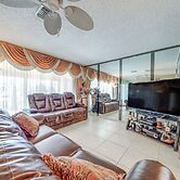 4 Mi to Hard Rock Stadium: Miramar Home w/ Bbq!