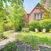 9 Mi to Cleveland: Home Near Hospitals & Colleges