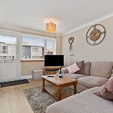 The Retreat - Short Walk From Beach Parking