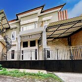 OYO 94528 Sidomulyo Heritage