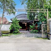 SPOT ON 94538 Sopo Paredangan Homestay