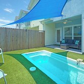 Peaceful Paradise Private Pool, Balcony Views + 5 Mins to Whitecap Bea