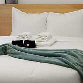 Bright Modern 2BR 2Bath Near SFSU