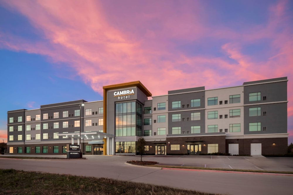 Cambria Hotel Northlake Conference Center - Roanoke