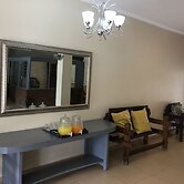 Zaks Place Hotel