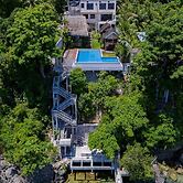 The CLiffhouse Samboan