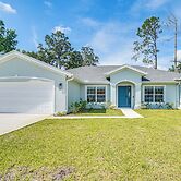 Newly Built Golf Course Home in Palm Coast!