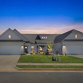 Modern Nest - Huntsville Hideaway 3 Bedroom Home