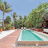 Anana Casa Cantarena Beachfront Meals Included