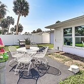 Walk to Ocean: Cozy Home w/ Yard in Ormond Beach!