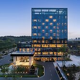 Howard Johnson By Wyndham Guotou Plaza Zigong