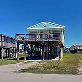 Surfside Crab Retreat by Ryson Vacation Rentals