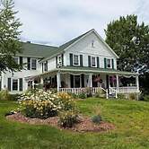 10 Mi To Gore Mountain: Home In Adirondack Park 5 Bedroom Home