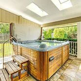 Steps to Clear Lake: Hot Tub Haven in Norcal!