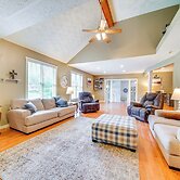 14 Mi to Dtwn Louisville: Holiday Vacation Home!