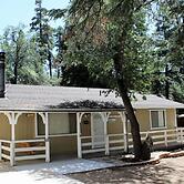 Cabin with Foosball-Southern Comfort