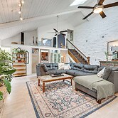 10 Mi to Disney World: Lakeside Orlando Getaway!