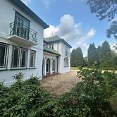 Private Lincoln Retreat - 4 Bedroom House