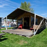 Safari Tent in Heeg by the Marina