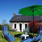 Charming Breton House Near Petit Havre Beach