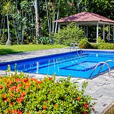 Casa c Wifi Churrasq Pisc red rio Pet Friendly