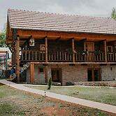 Holiday Home Šapat Šume