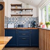 3 Bed House-free Parking