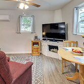 Walk to Enmu: Cozy Casita w/ Pet-friendly Yard