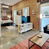 Tremont Meilleur 104 by Ryson Vacation Rentals